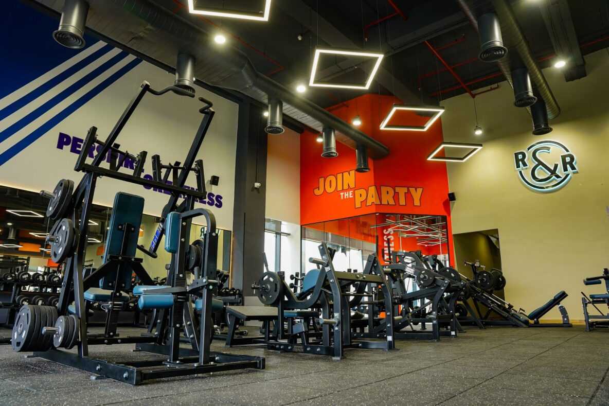 opening a crunch fitness gym franchise in India